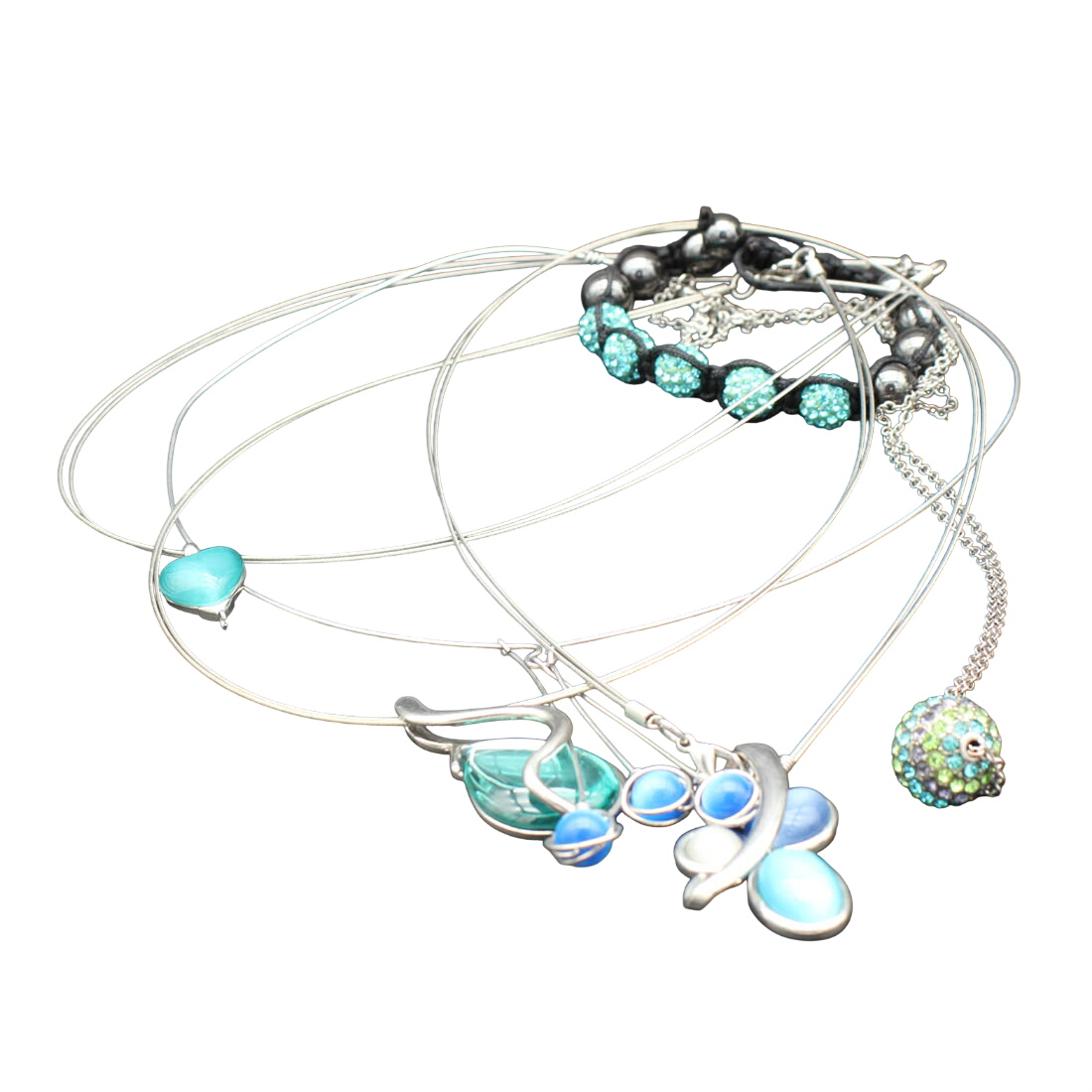 Colliers et bracelet bleu-vert Bon état -  reconditionné disponible sur Label Emmaüs